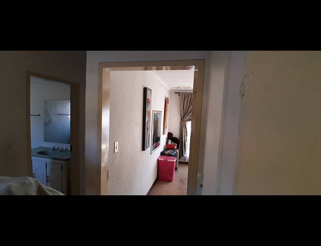 2 BEDROOM SECTIONAL TITLE FOR SALE IN BENONI CENTRAL